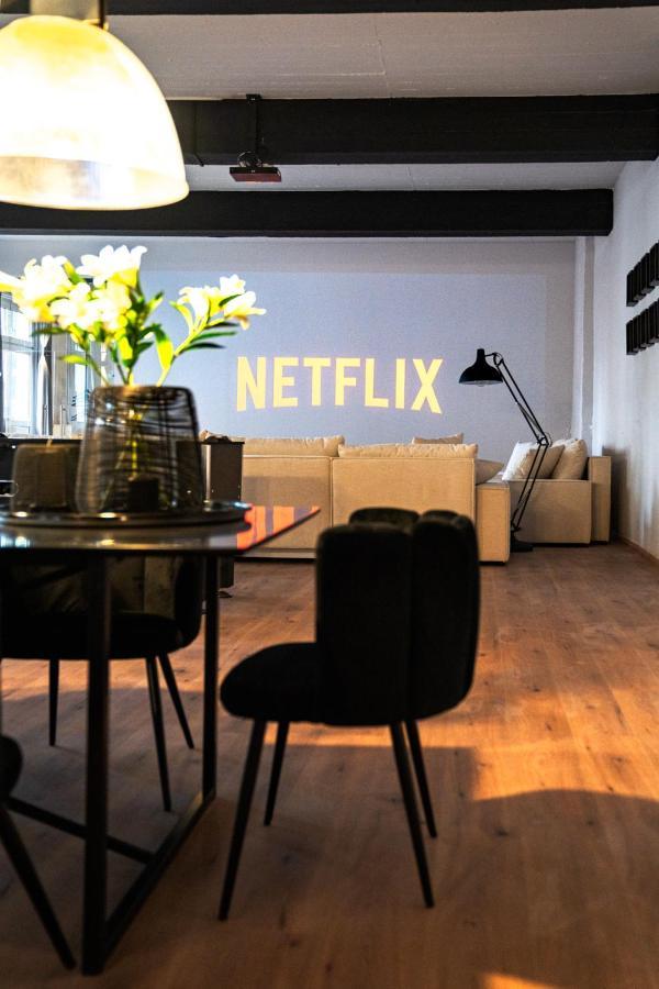 Design Loft - 200Qm2 - Heimkino - Bestlage - Parkplatz Wiesbaden Extérieur photo